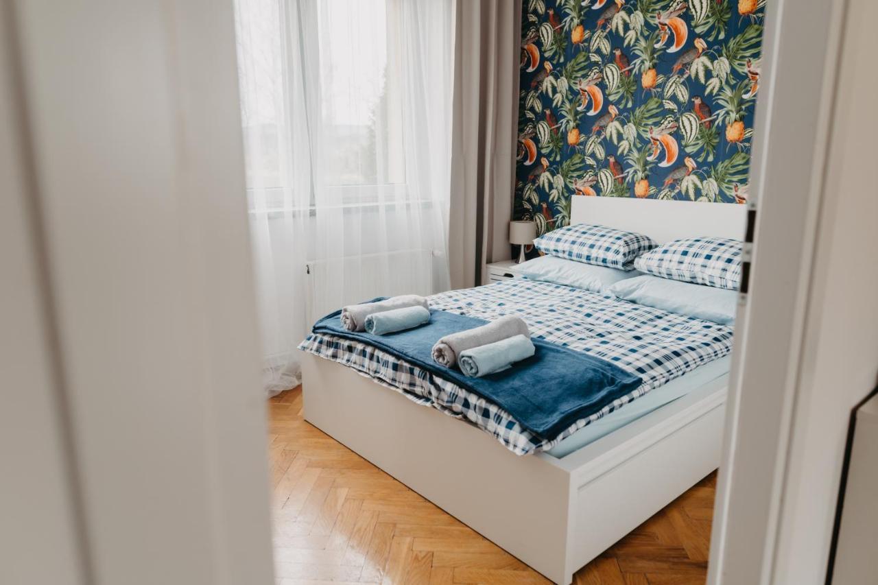 Jeleni Zakatek - Apartament W Stolicy Karkonoszy Еленя-Гура Экстерьер фото