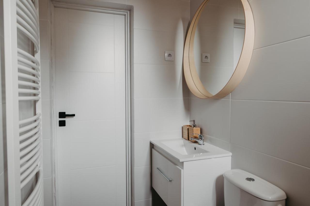 Jeleni Zakatek - Apartament W Stolicy Karkonoszy Еленя-Гура Экстерьер фото